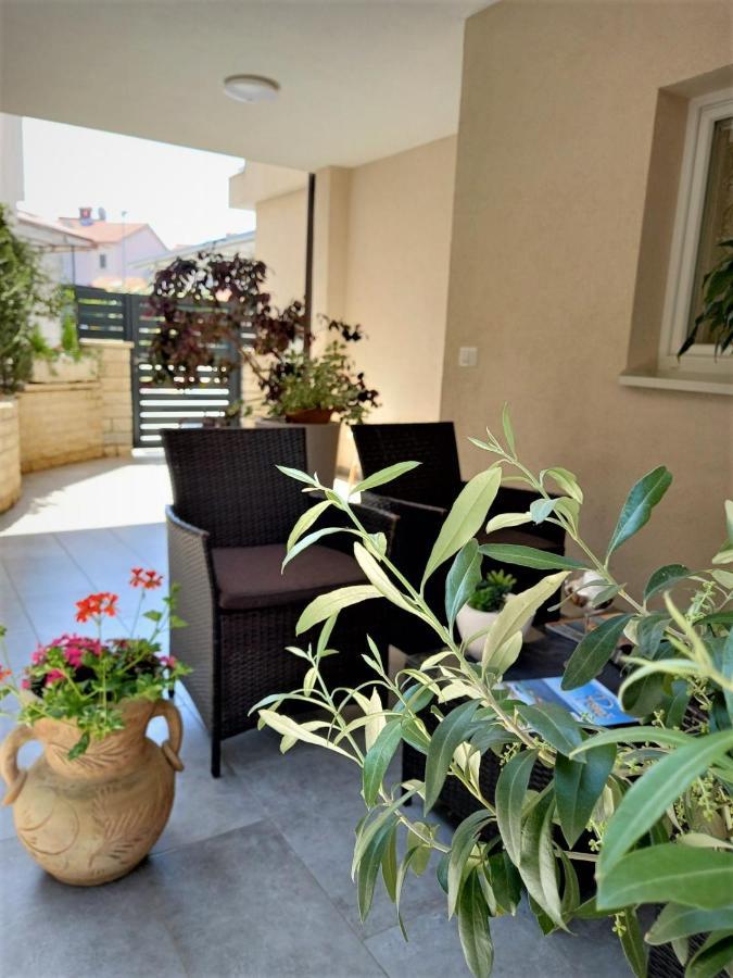 פורץ Melody Apartment מראה חיצוני תמונה