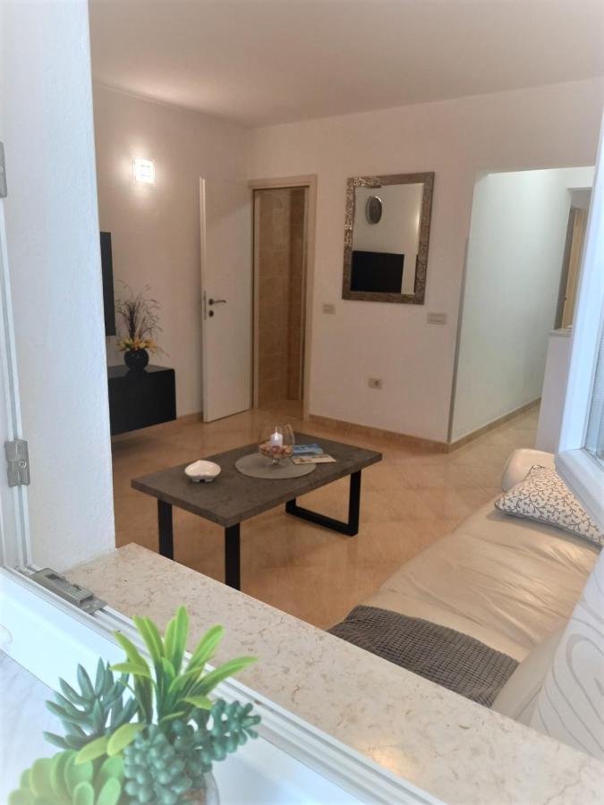 פורץ Melody Apartment מראה חיצוני תמונה